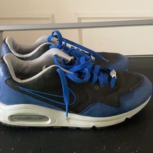 Men’s Nike Air International Size 8.5